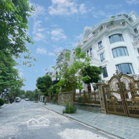 Liền Kề Xây Thô Minh Nhựa 114Mmặt Tiền6M, Phố Lâm Hạ, Long Biên. Giá Bán 35,5 Tỷ. Liên Hệ: 0905568666