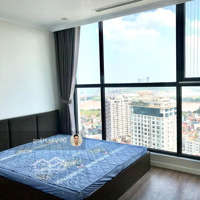 Bán Căn 2 Ngủ Full Nội Thất + 80M2 View Sông Hồng, Cầu Nhật Tân Giá Bán 6,6 Tỷ + Sổ Đỏ Sang Tên