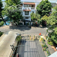 Bán Biệt Thự Hưng Thái, Phú Mỹ Hưng, Giá Tốt Nhất Thị Trường 7*18M, 27.5 Tỷ. Liên Hệ: 0903920635