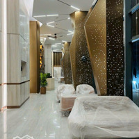 Siêu Phẩm Căn Hộ 117M2 Ban Công Dài 6M Diamond Alnata Plus Giá Bán 7.8 Tỷ Nhận Nhà Kèm Suất Oto