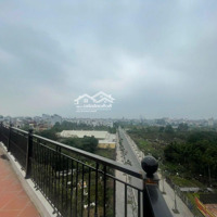 Nhà Ba Mặt Phố Chạy Vòng Quanh Như Hàm Cá Mập Tái Hiện Tại Ngọc Thụy Long Biên Nơi Hội Tụ Của Tinh