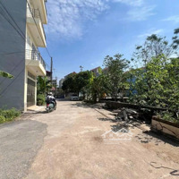 Tái Định Cư Xã Đại Yên, Huyện Chương Mỹ Diện Tích: 65,8M (2 Mặt Tiền).
Vị Trí Đắc Địa Toàn Cán Bộ Và Giá