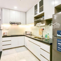 Cho Thuê Căn Hộ Cc Era Lạc Long Quân, Tân Bình Xát Q11Diện Tích65M 2 Phòng Ngủgiá Bán 9 Triệu Nhà Đẹp, Sạch Sẽ