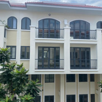 Cập Nhật Giỏ Hàng Tháng 4.2025 Senturia Nsg Gđ1 - Giá Tốt: 6,450 Tỷ. Liên Hệ: 0975734123