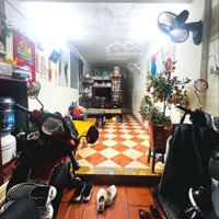 Thái Hà - Đống Đa - 30M2 - 4Tầng - Hơn 5Tỷ - Lô Góc - Ôtô Cách 10M - Trước Nhà Có Sân Rộng, Thoáng.