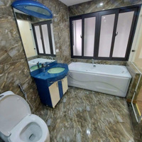 Bán Nhà Riêng Tại Đường Lạc Long Quân - Tây Hồ