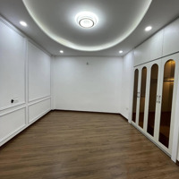 Chủ Cần Bán Gấp Nhà Đê La Thành 5 Tầng 35M2 Giá Bán 7.2 Tỷ