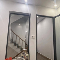 Chính Chủ Gửi Bán Nhà P Lý Tự Trọng, 40M2 4 Tầng, Ô Tô Đỗ Cửa, Sát P Ngô Thì Nhậm, Hđ, Hơn 6 Tỷ