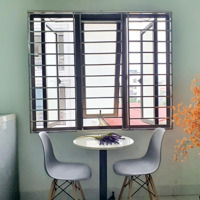 Cho Thuê Nhà Trọ Full Nội Thất 3 Triệu, 20M2 Tại 207 Phùng Hưng, Phúc La, Gần Bệnh Viện 103