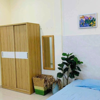 Cho Thuê Phòng Quận 4, Có Cửa Sổ Thoáng Trời, Đầy Đủ Nội Thất Ngay Cầu Calmette Quận 1