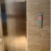 Bán Biệt Thự Huỳnh Văn Bánh. P12. Quận Phú Nhuận. 9.2 X 21M. 1 Trệt 3 Lầu Thang Máy. Gía 29.5 Tỷ Tl