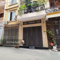 Cần Bán Nhà Phân Lô Oto Phố Nguyễn Chí Thanh Với Diện Tích 63M 5 Tầng Mặt Tiền 4.5M. Giá 260 Triệu/M