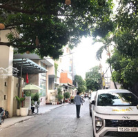 Biệt Thự Ngang 10X22M, Xây Dựng 1 Hầm 4 Tầng Nguyễn Trọng Tuyển Tân Bình Chỉ 36 Tỷ