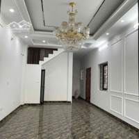 Chính Chủ Bán Nhà Khu Phân Lô Ô Tô Tránh Phố Dương Văn Bé.diện Tích 56M 5 Tầng Thang Máy Đẹp .