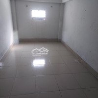 Nhà Nguyên Căn 120M2 Ngã 4 Miếu Ông Cù Bình Chuẩn Thuận An Sân Oto Giá 4 Triệu5/1Th