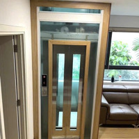 Cho Thuê Bt Vinhomes Thăng Long 158M2 5 Phòng Ngủfull Nội Thất Xịn Có Thang Máy, Giá Thuê 32 Triệu