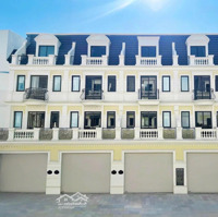 Hot! Cần Bán Căn Liền Kề 80M2, Gần Công Viên, Tổng Tiền Rẻ Nhất Dự Án, Vị Trí Đẹp, Có Thang Máy