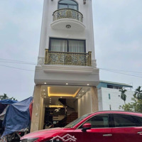 Siêu Phẩm.dân Xây Đơn Lập Siêu Đẹp,3Tầng, Giá Nhỉnh 10 Tỷ,Ô Tô Tránh.chủ Cần Tiền Giá Nào Cũng Bán
