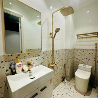 Bán Nhà Mặt Phố 4 Tầng, 4 Phòng Ngủ 5 Vệ Sinh 100M2, 15 Tỷ Tại Tân Phong, Q7, Hcm