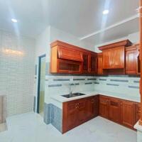 Bán nhà mặt phố quận 6 - Ngay chợ Hồ Trọng Quý - Nhà mới xây sổ vuông A4 - 12.9 T
