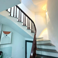 Bán Căn Nhà Đường Hoàng Mai, Quận Hoàng Mai, Hn. 4 Ngủ, 5 Tầng, Mặt Tiền 3,2M. 7 Tỷ 0916800007 Thu