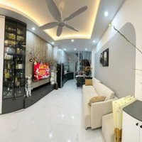 Bán Căn Nhà Đường Hoàng Mai, Quận Hoàng Mai, Hn. 4 Ngủ, 5 Tầng, Mặt Tiền 3,2M. 7 Tỷ 0916800007 Thu