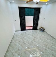 Bán Nhà Riêng Vĩnh Hưng, Hoàng Mai, Ôtô Ngõ Thông Gần Phố - Nhà Đẹp. 33M*5T*Mt3.8. Giá Bán 5.65 Tỷ