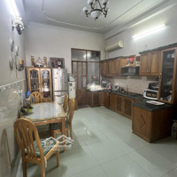 Siêu Khan Hiếm! Nhà Bánhẽm Xe Hơivip Đường Lê Văn Sỹ, Q3 -Dt: 5 X 20 - 3 Tầng - Giá: 17.5 Tỷ