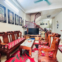 Nhà Mặt Phố Phạm Văn Đồng. Đường Đôi 40M Vỉa Hè 6M. Thoáng Trước Sau. Kinh Doanh, Văn Phòng Sầm Uất