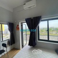 Cho Thuê Căn Hộ Ở Tầng Thượng. Chỉ Có 1 Căn Ở Tầng Này. Có 2 Ban Công Trước Và Sau