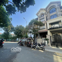 Cho Thuê Nhà Biệt Thự Kdc Himlam Quận 7Diện Tích10X20M Nhìn Ra Kv, Tkvp, Có Tm Giá: 90 Triệu Liên Hệ: 0908935765