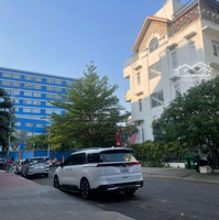 Cho Thuê Nhà Biệt Thự Kdc Himlam Quận 7Diện Tích10X20M Nhìn Ra Kv, Tkvp, Có Tm Giá: 90 Triệu Liên Hệ: 0908935765