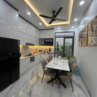 Chủ Gấp Bán Giảm 500 Triệu - Nhỉnh 8 Tỷ Có Ngay Hẻm Xe Hơi Giữa Trung Tâm Bình Thạnh!