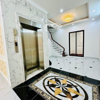 Tòa Nhà Văn Phòng, Khu Phân Lô Vip, Lô Góc, Phố Nguyễn Chánh - Trần Duy Hưng, Thiết Kế Thông Sàn Ở