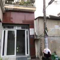 Cần Bán Gấp Nhà Ngã 5 Vĩnh Lộc A