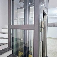 Bán Nhà Mặt Phố Cổ Nhuế 13,X Tỷ
Diện Tích 45M 5 Tầng - Có Thang Máy
Tầng 1 Kinh Doanh - Có 6 Phòng