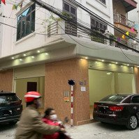 Cho Thuê Văn Phòng Tại Phố Vương Thừa Vũ