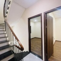 Tây Hồ - Dân Xây - Ô Tô Gần - Hồ Tây - Mặt Tiền Rộng - Ngõ Nông, Sát Phố Thuỵ Khê. Diện Tích: 65M2Mặt Tiền5,8M