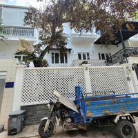 Bán Nhà Biệt Thự Số 10 Đường Số 5 Phường Thảo Điền Q2 Diện Tích 10X11 Kết Cấu: 3 Tầng Cn 106M2