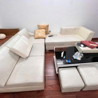 Cho Thuê Tầng 3 Nhà Dương Quảng Hàm Full Đồ Ngay Ô Tô