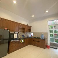 Cho Thuê Nhà Phố Kinh Doanh Đường Quốc Hương, Thảo Điền, Q2 (9Mx12.6M). Giá Thuê 70 Triệu/Th