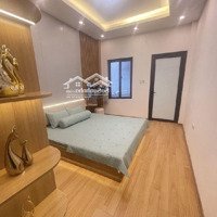 Nhà 4 Tầng Bát Khối - Đẹp Không Tỳ Vết - Ô Tô Tránh, Đỗ Ngày Đêm, Vào Nhà - Chỉ 4,X Tỷ (Còn Bớt)