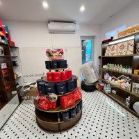 Nhận Ngay, Mặt Phố Liên Trì 60 M2 Mặt Tiền 16M Giá Thuê 70 Triệu/Tháng. Liên Hệ: 0986226607