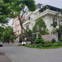 Bán Đất Nền Tại Kdc Nam Viên, 230 Triệu/M2, 252M2 View Đẹp, Quận 7, Tp.hcm