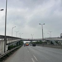 Bán Nhà Nam Hồng Ở Ngay, Ô Tô Tránh, Ngõ Thông, 32M2X4T,Mặt Tiền4M, 4 Tỷ
