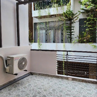 Bán Nhà 18/ Đường Nguyễn Cảnh Chân,Phường Cầu Kho ,Quận 1