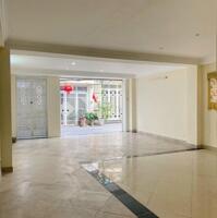 Cho thuê nhà 5 tầng thang máy Nguyễn Văn Linh, Phúc Đồng, Long Biên. 70m. Giá: 18 triệu/tháng. Lh: 0967873362
