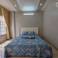Bán nhà Hẻm xe hơi Quận 7 - DT: Ngang 4m x Dài 14m - Giá bán: 6 TỶ 990 TRIỆU