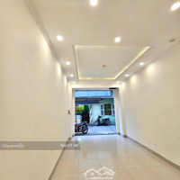 Vô Địch Giá$$$ Hơn 5 Tỷ-Nhà Riêng 48M2-4 Ngủ Nở Hậu-Phúc Lợi-Long Biên-Hàng Xóm Vinhomes-Gần Aeon