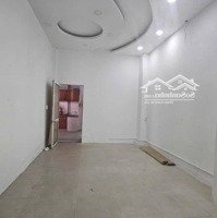 Cho Thuê Nhà 2 Mặt Tiền Lê Thánh Tôn Gần Biển